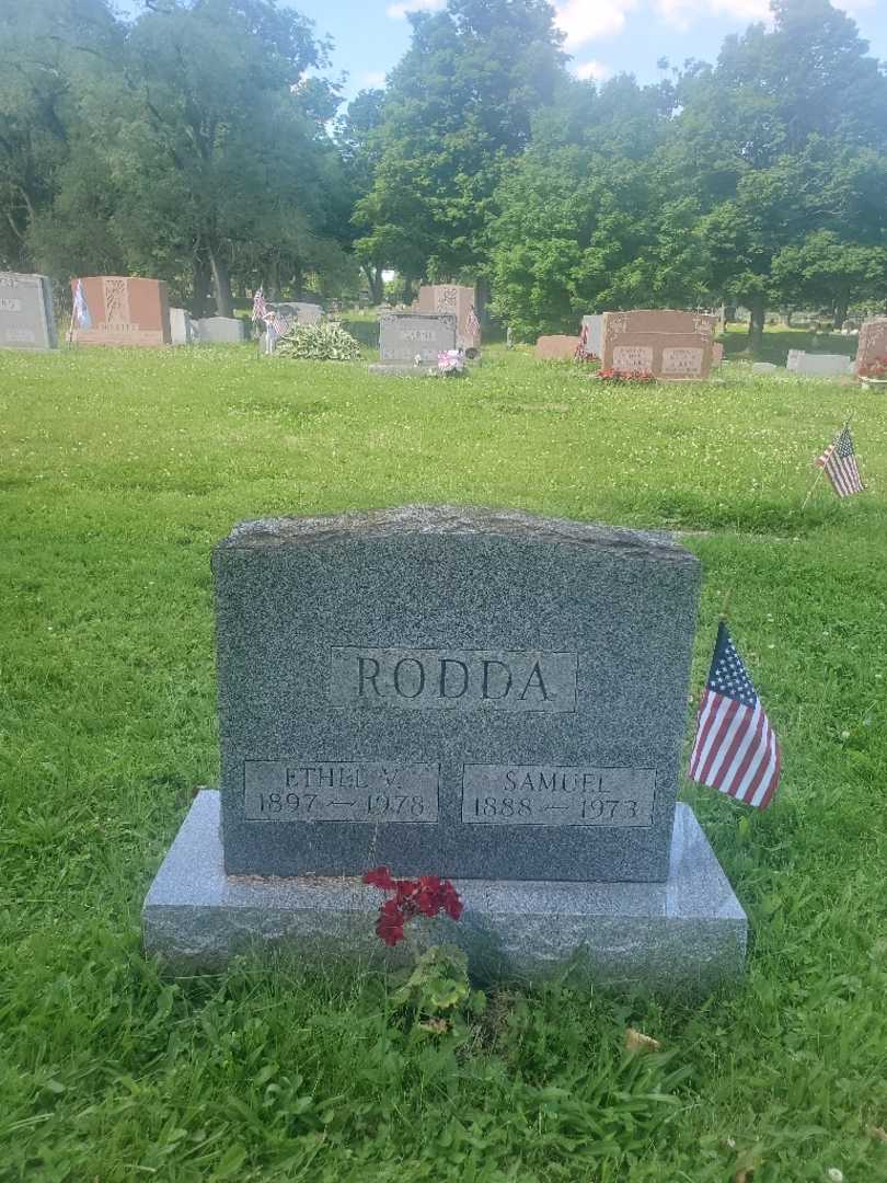 Samuel Rodda's grave. Photo 4
