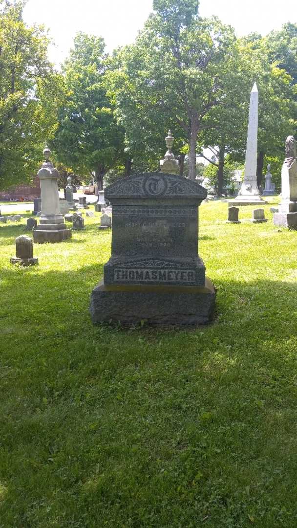 Henry C. Thomasmeyer's grave. Photo 2