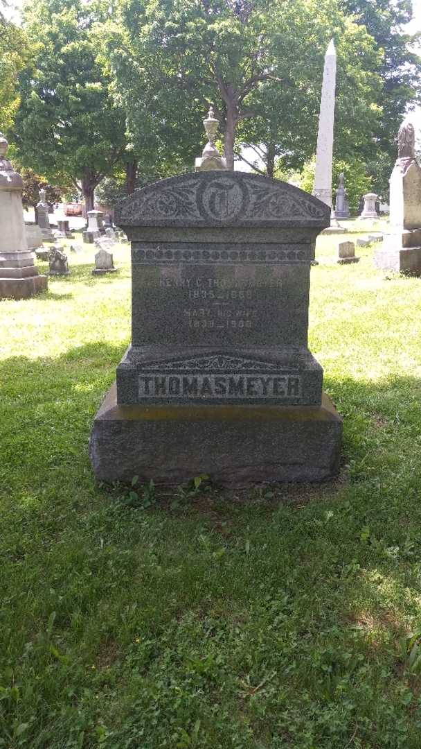 Henry C. Thomasmeyer's grave. Photo 3