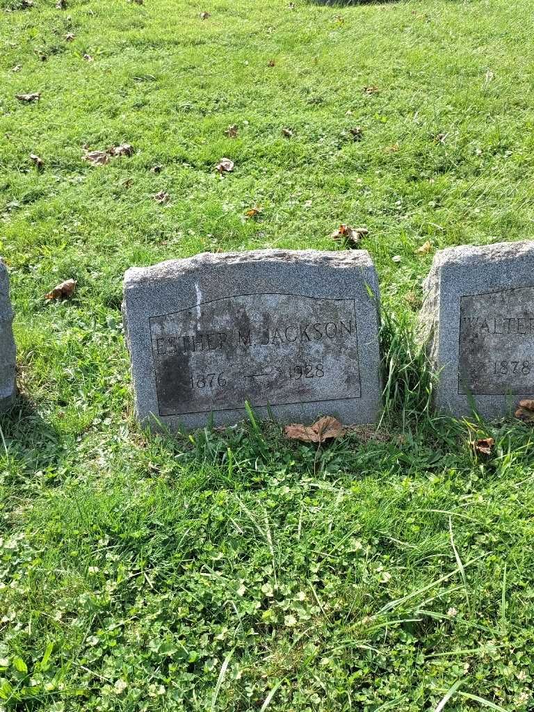Esther Marion Jackson's grave. Photo 2